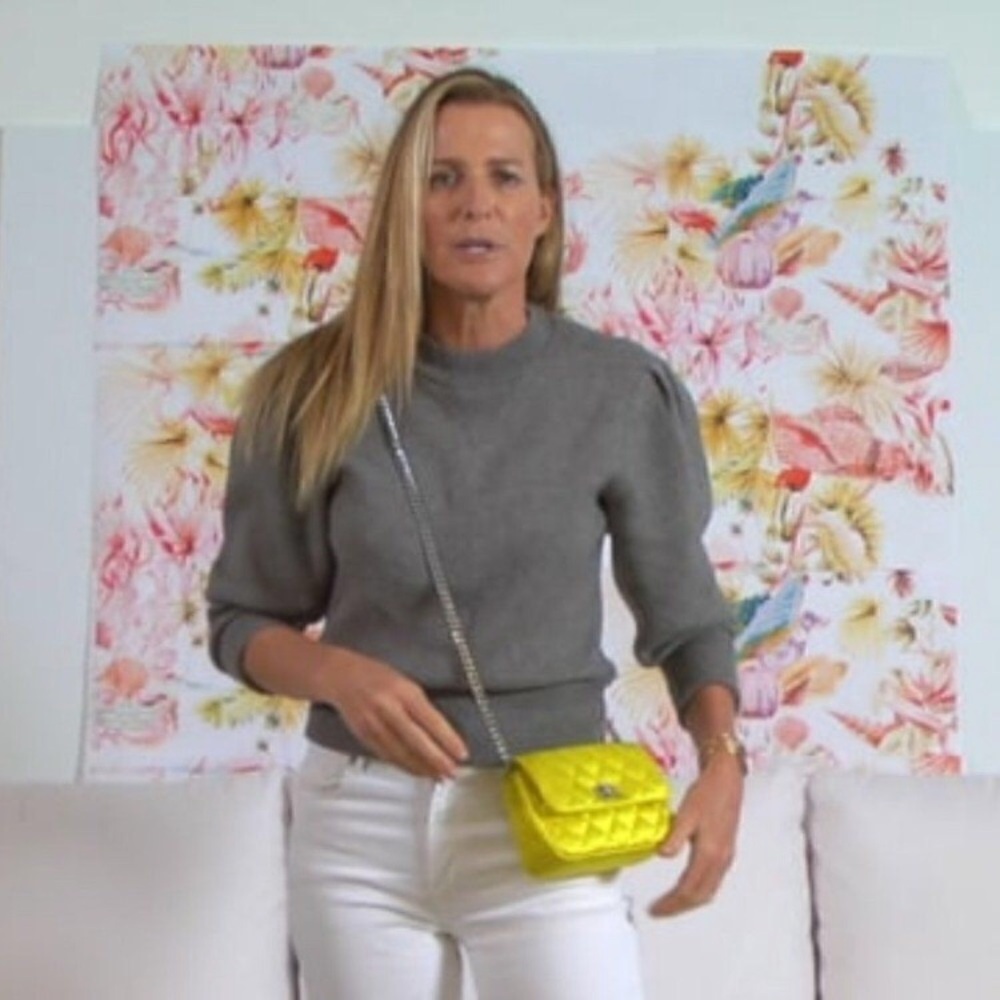 New: India Hicks Consort Bag. Italian Quilted Satin. Convertible. - Picture 6 of 16